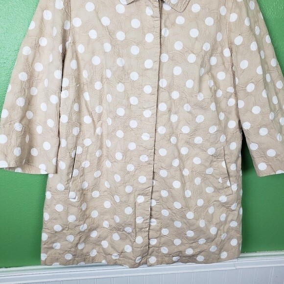 Chico's Womens Biege White Poka Dot Button Up Shacket Size 2/ Size 12/14 - Picture 4 of 13